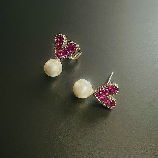 Carmine Hearty pearl Stud Earrings