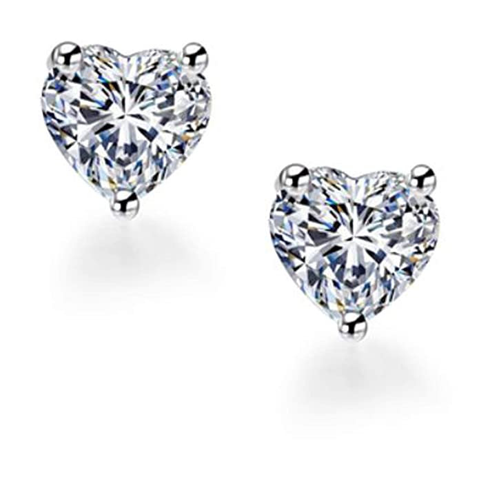 Hearty Diamond Stud Earrings