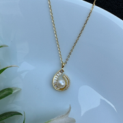 Pearl Blossom Golden Sterling Silver Pendant Chain