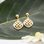 Load image into Gallery viewer, Crisscross drop 1 micron gold plated silver earrings
