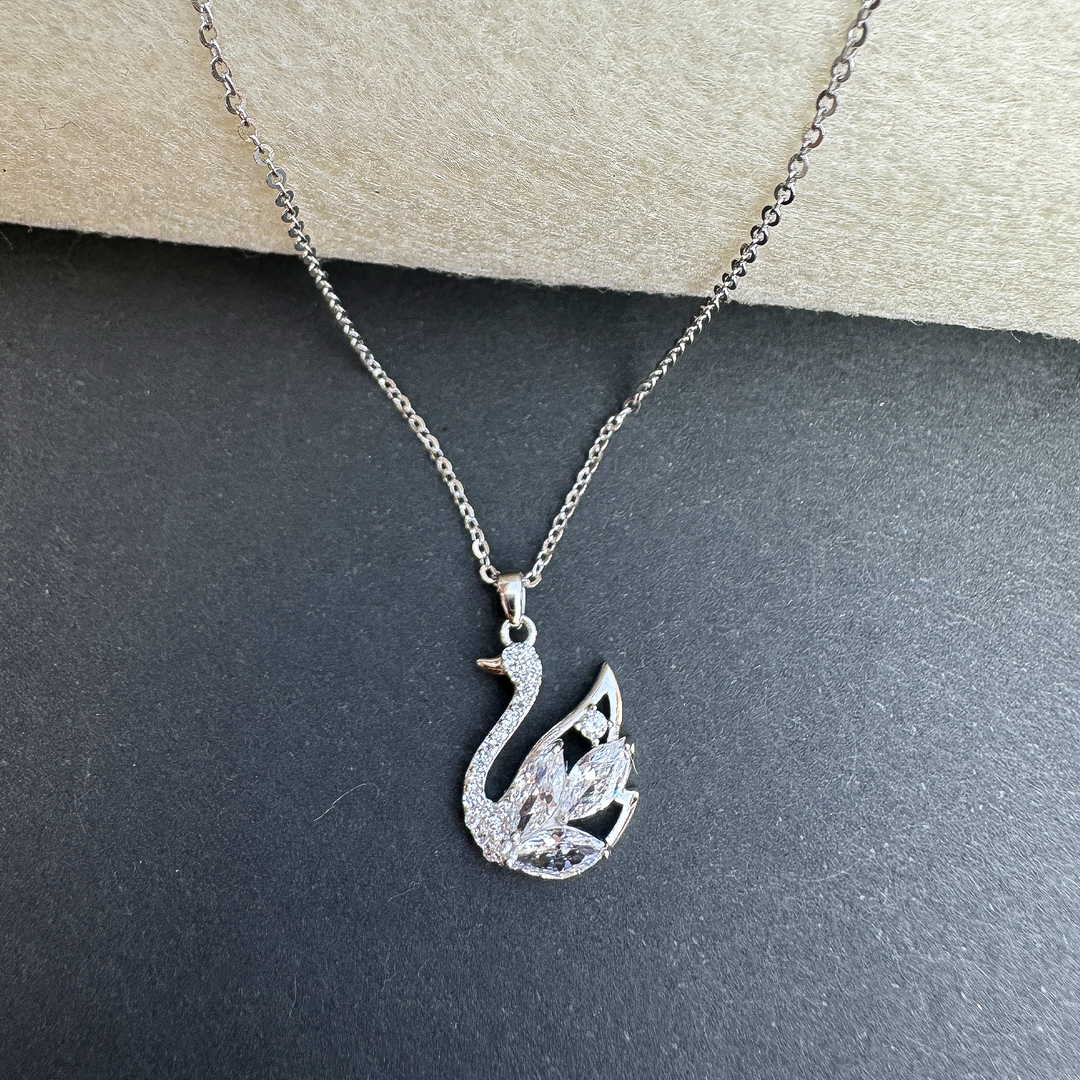 Silver Swan Sterling Silver Pendant Chain