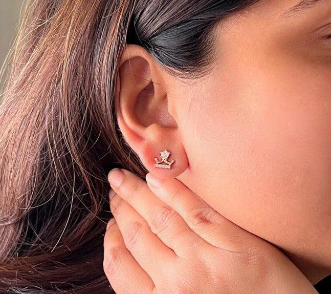 Crown Diamond Stud Earring