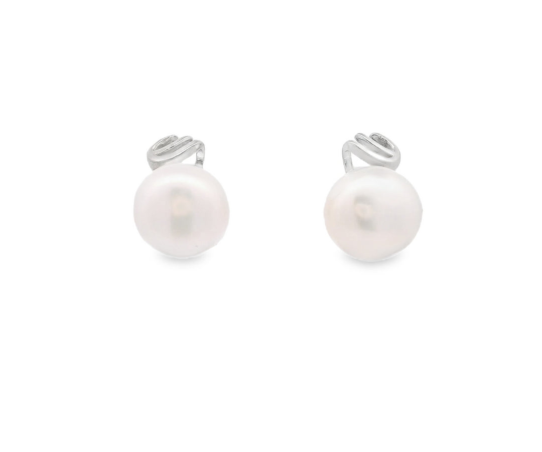 Delight Pearl Earrings