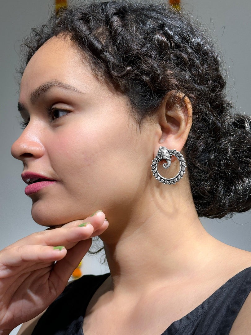 gaj-yamini-silver-oxidised-earrings