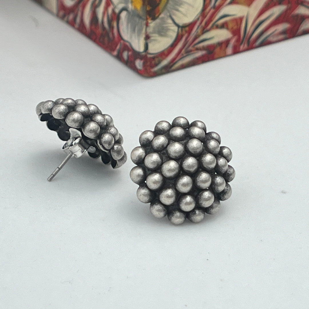 yajna-oxidised-silver-earrings