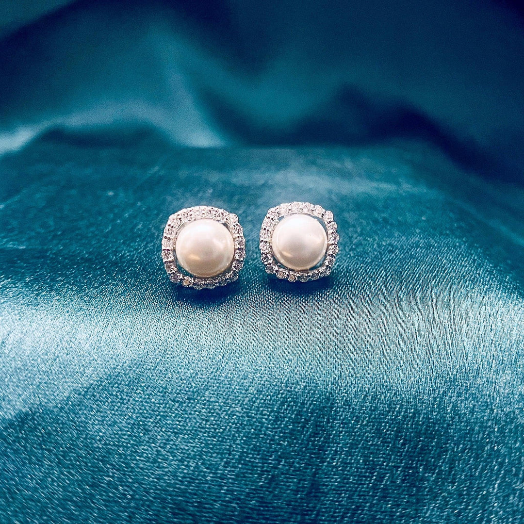 Squirtle to my Pearl Swarovski Diamond Stud Earrings