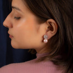 Load image into Gallery viewer, Blush affair Pearl Earrings
