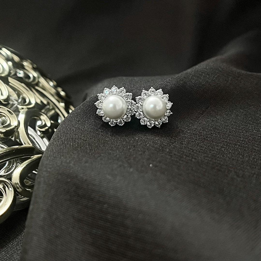 Sunflower diamond petal pearl Stud Earring