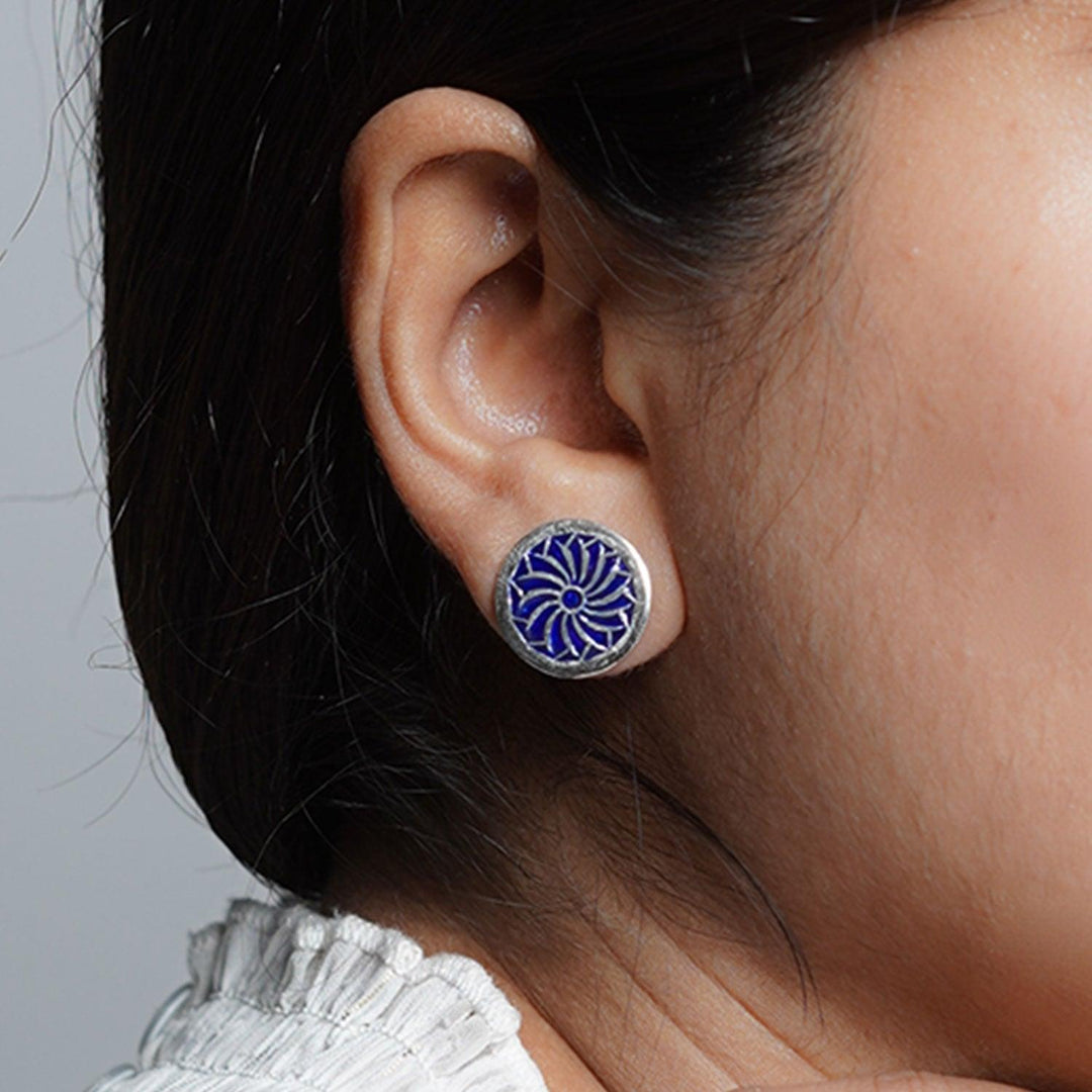 blue-enamel-flower-ear-studs
